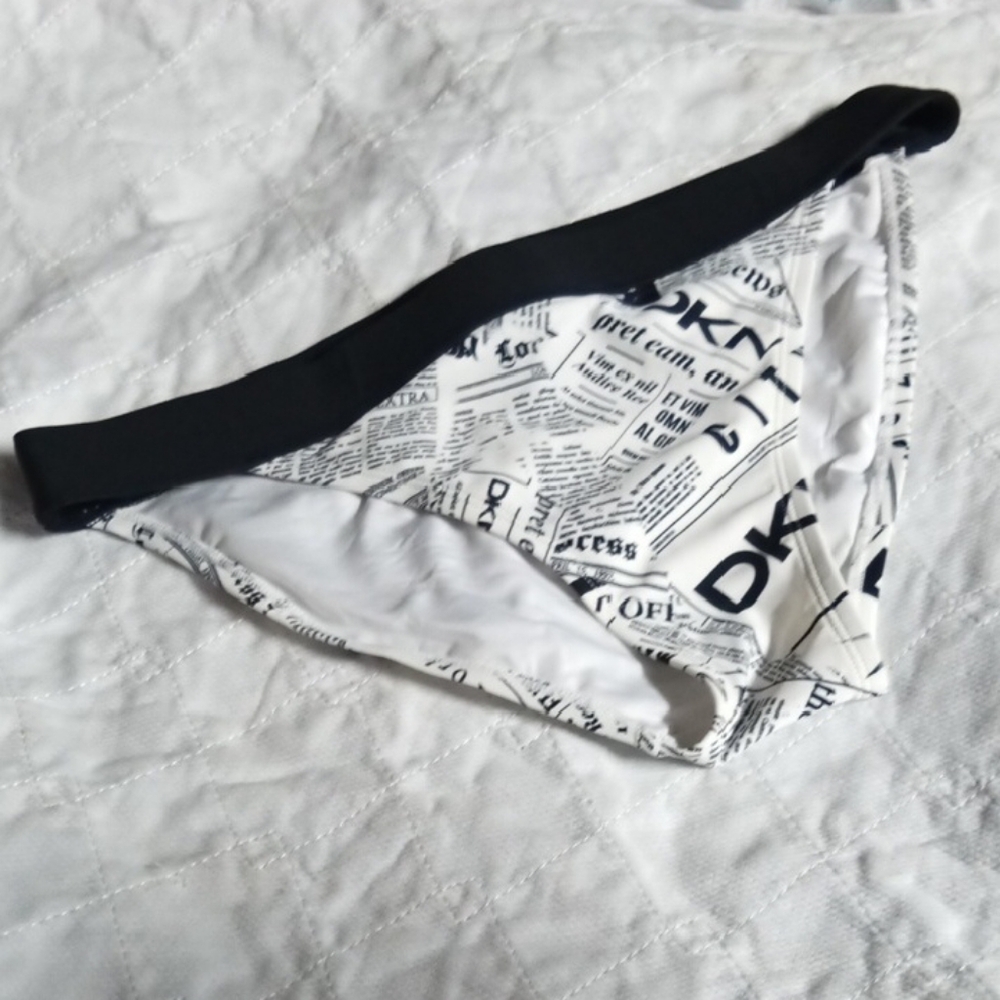DKNY Woman's Black & White Newspaper Print Bikini Bottom Large